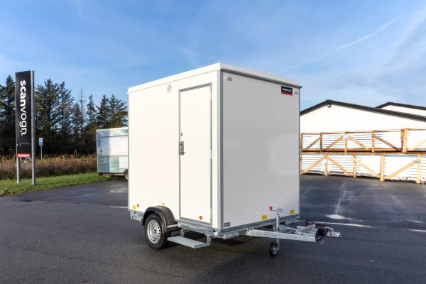 shower and toilet trailer