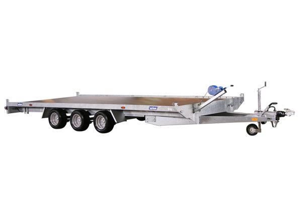 Tri-axle car carrier flatbed trailer for sale, ideal for transporting multiple vehicles with heavy-duty construction.