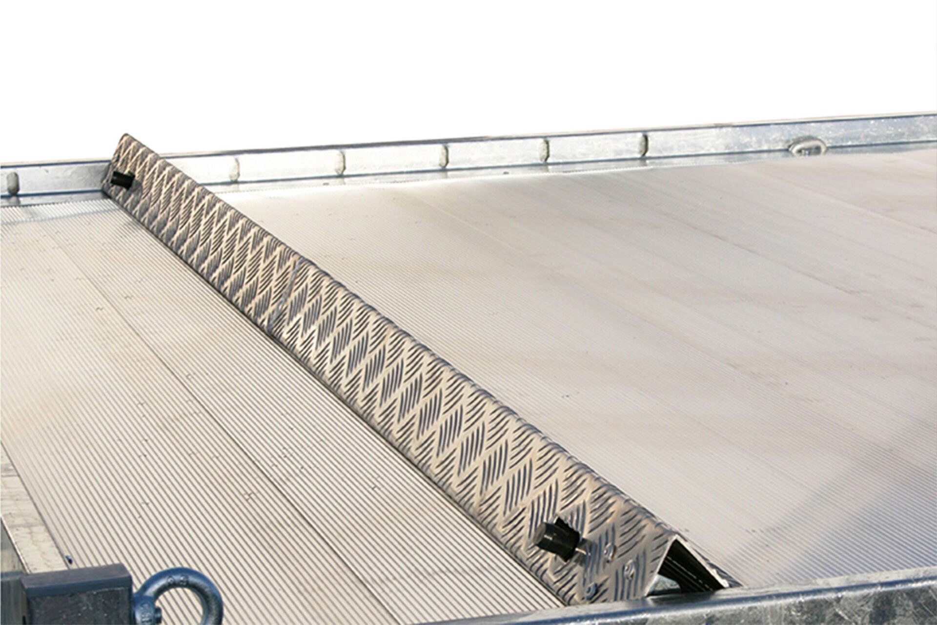 Variant aluminium checker plate strong flooring ramp