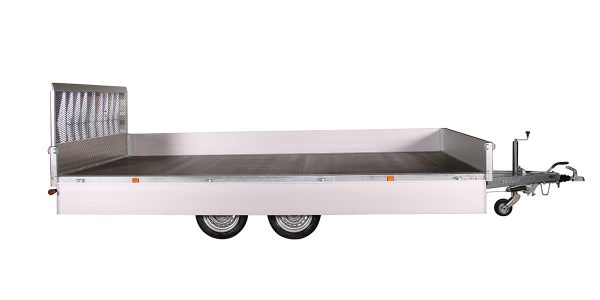 luxury Universal trailer -mechanical overrun braking. Tilt tray tabletop trailer -excellent all-round haulage.