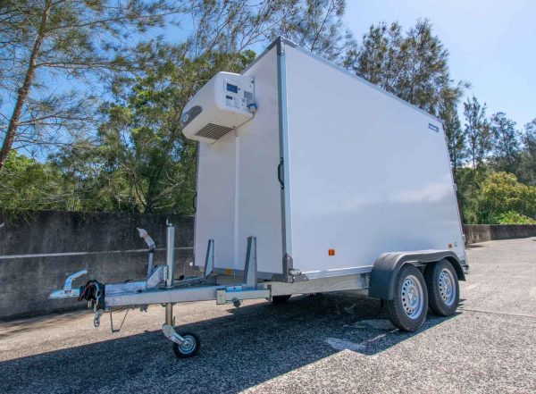 Variant freezer trailer in carpark