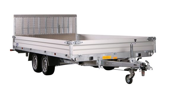 luxury Universal trailer -mechanical overrun braking. Tilt tray tabletop trailer -excellent all-round haulage.