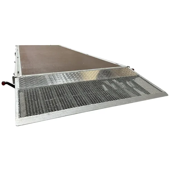 Universal Trailer 3552 UX – 5.2m x 2.1m – 3500kg