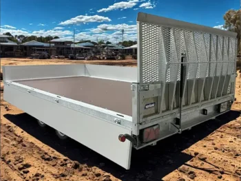 Universal Trailer 3542 UX - 4.2m x 2.1m - 3500kg — A2B Trailers